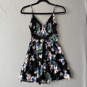 NOBO Womens Babydoll Floral Mini Dress M Tropical Resortwear Smocked Tiered